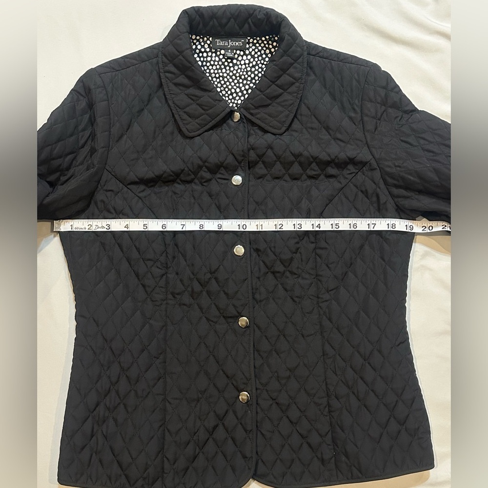 Tara Jones Black Quilted Jacket Polka Dot Lining Classic Chic Lightweight Coat - Picture 6 of 14